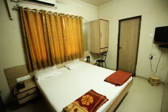 Abhishek Lodge, Pune 5